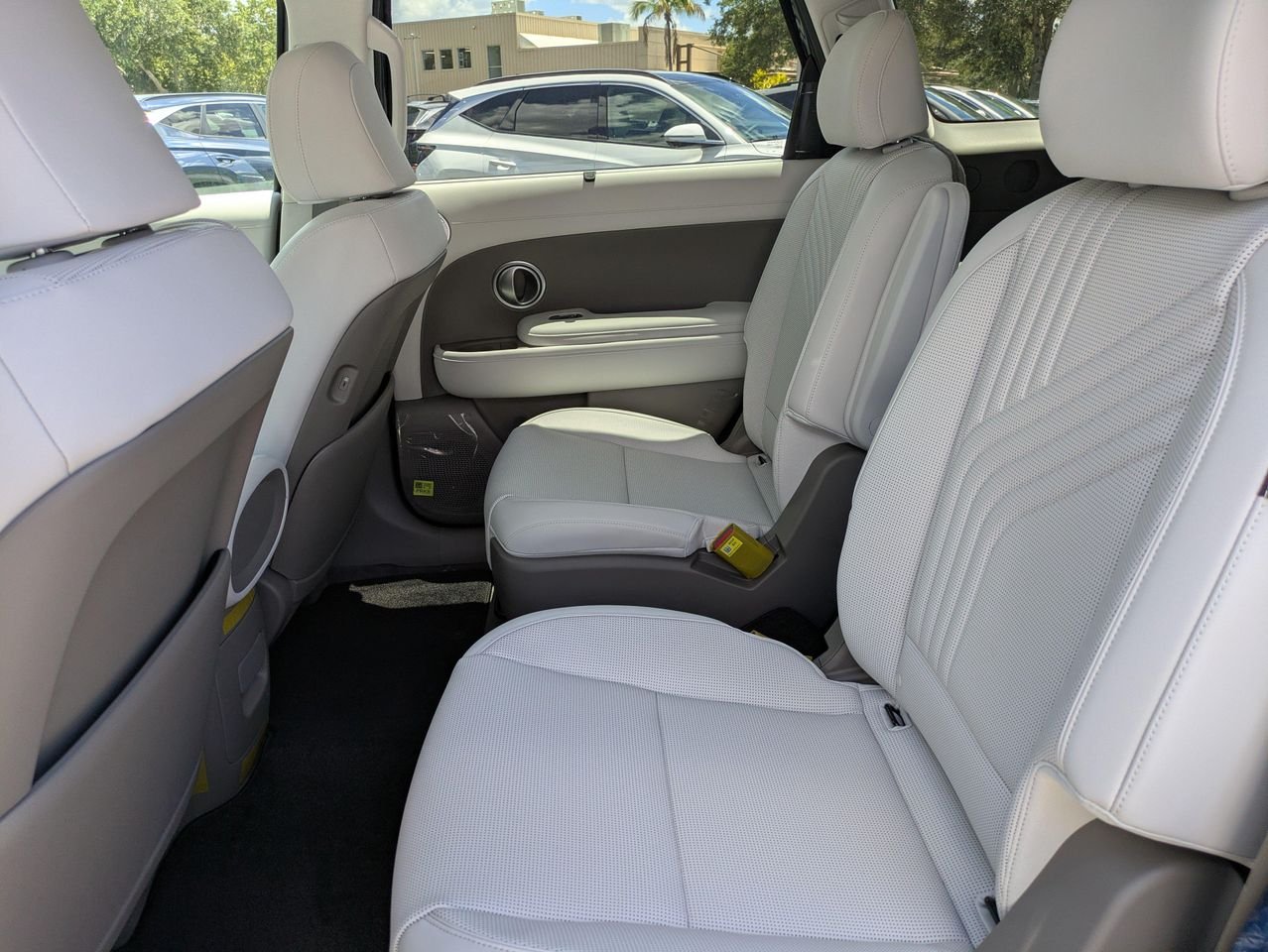New 2027 Pacific Sapphire Pearl Hyundai SEL FWD image 49