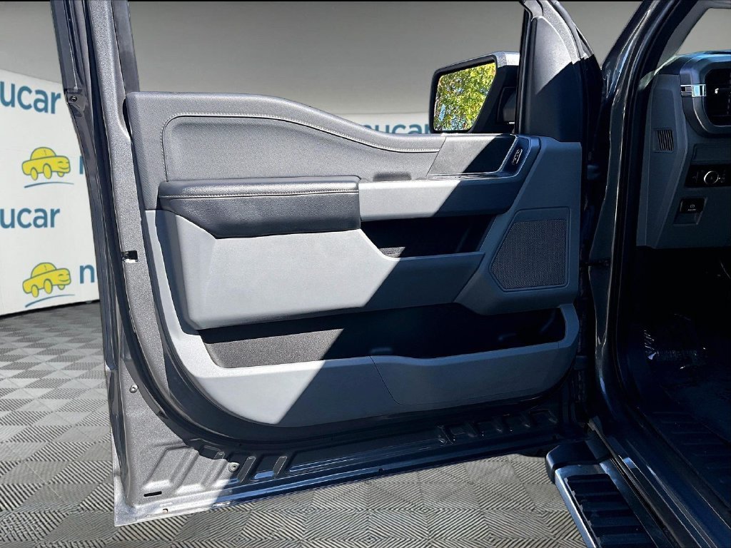 Used 2024 Gray Ford XLT image 9