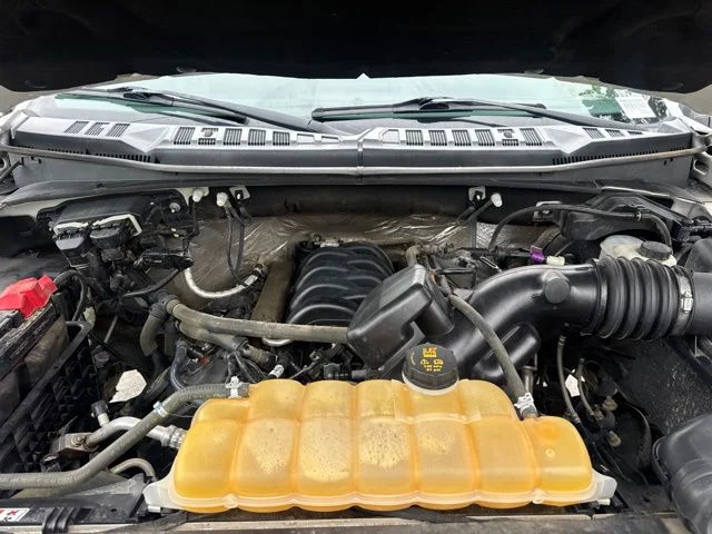 Used 2015 White Ford XL image 16