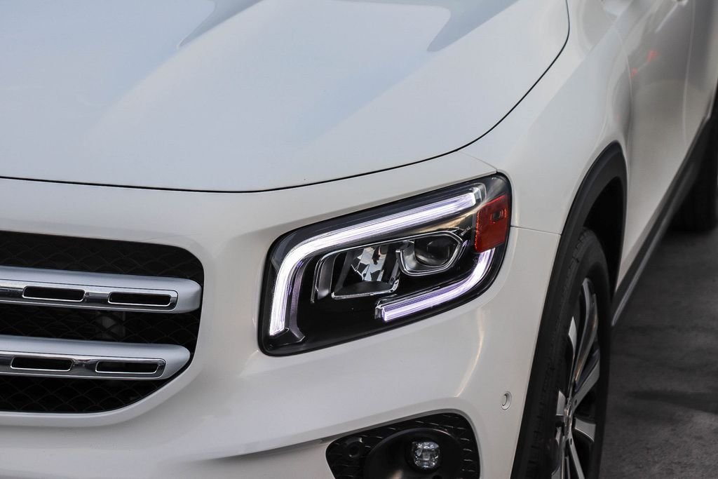 Used 2021 Polar White Mercedes-Benz GLB 250 image 5