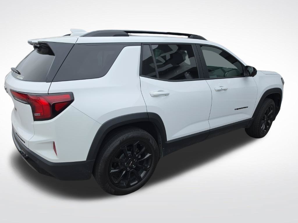 Used 2025 White GMC Elevation image 3