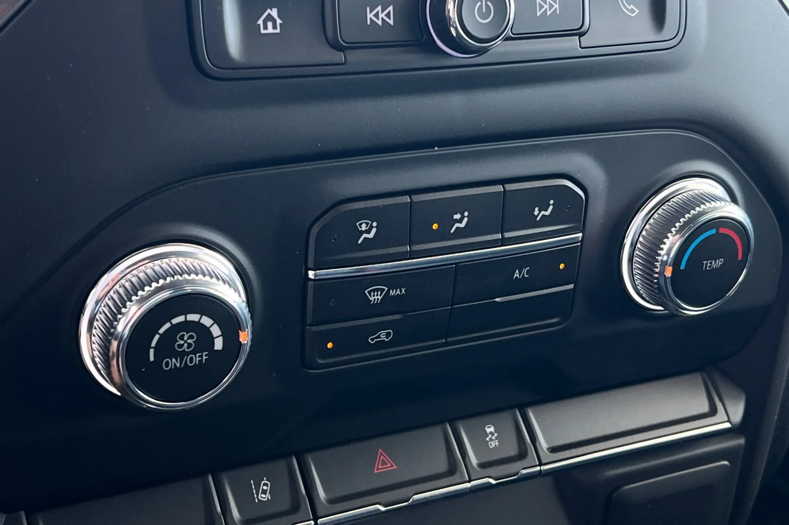 New 2026 Onyx Black GMC Pro image 21