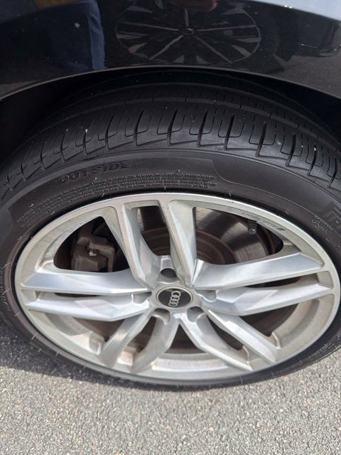 Used 2021 Black Audi  image 8
