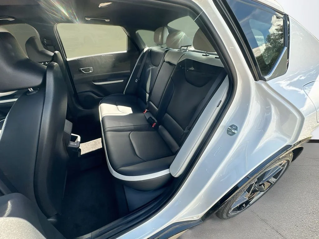 New 2026 Snow White Pearl Kia GT-Line image 24