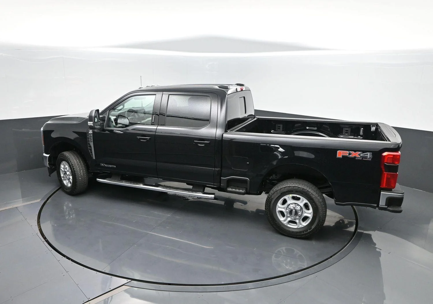 2026 Ford F-250 Super Duty XLT - Photo 39