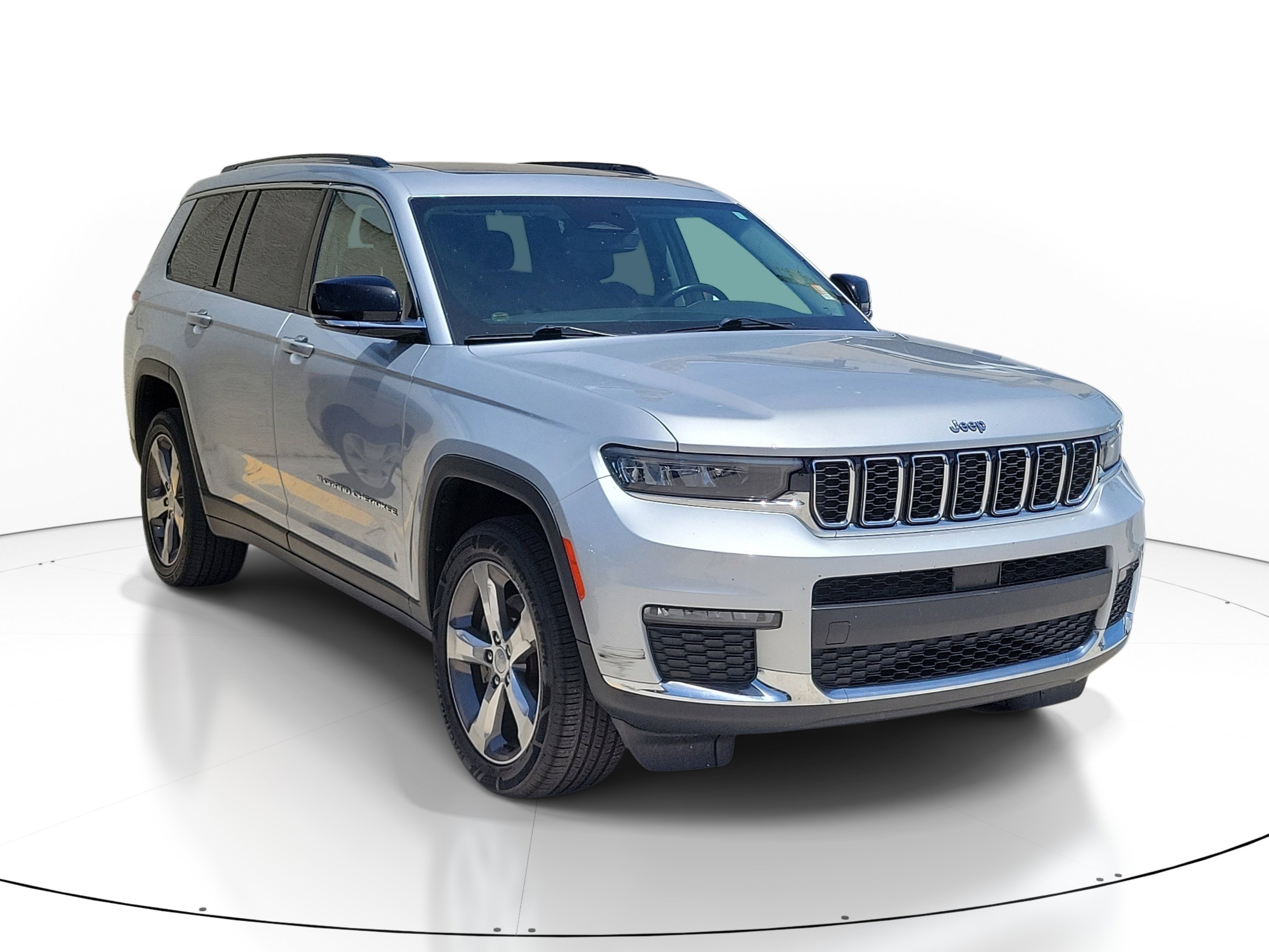 Used 2021 Silver Zynith Jeep Limited image 1