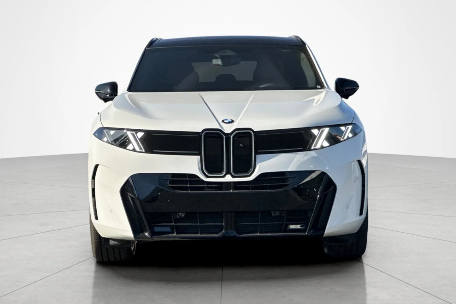 New 2027 Alpine White BMW 40 xDrive image 8