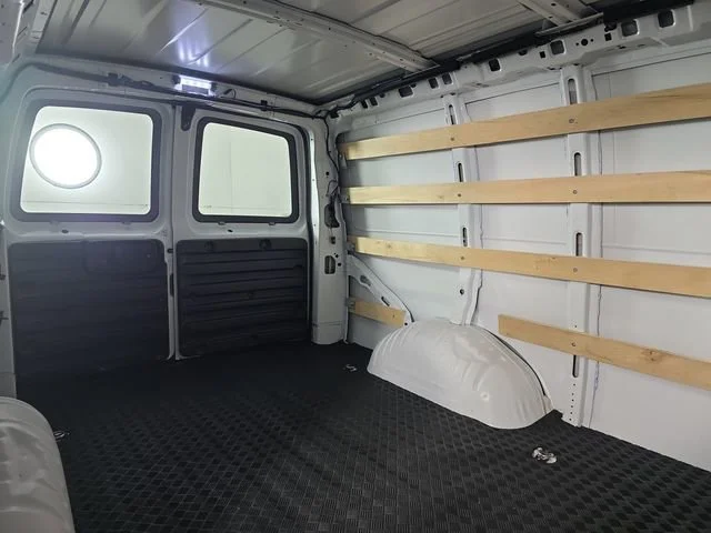 Used 2024 Summit White GMC Work Van image 19