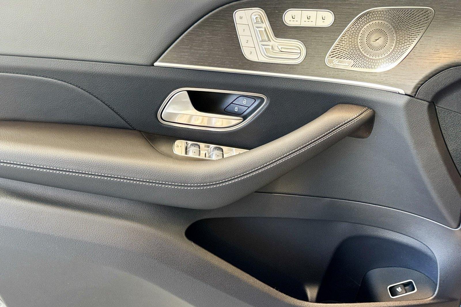 New 2026 Selenite Grey Metallic Mercedes-Benz GLS 450 image 16