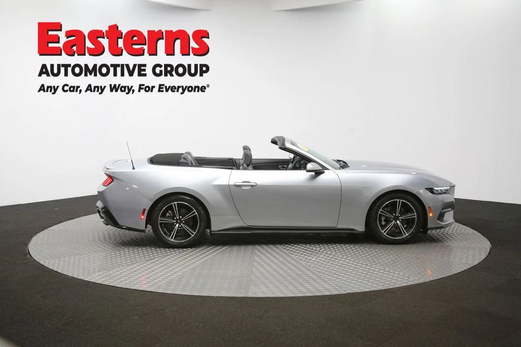 Used 2024 Silver Ford EcoBoost Premium image 39