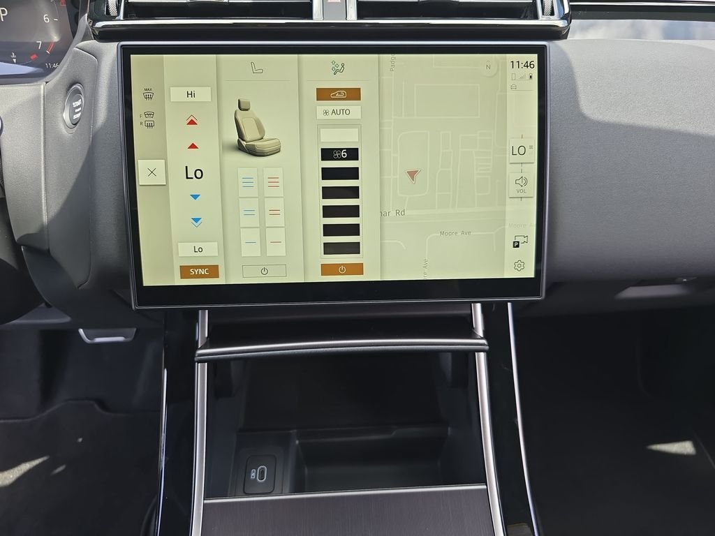 New 2026 Santorini Black LAND ROVER  image 24
