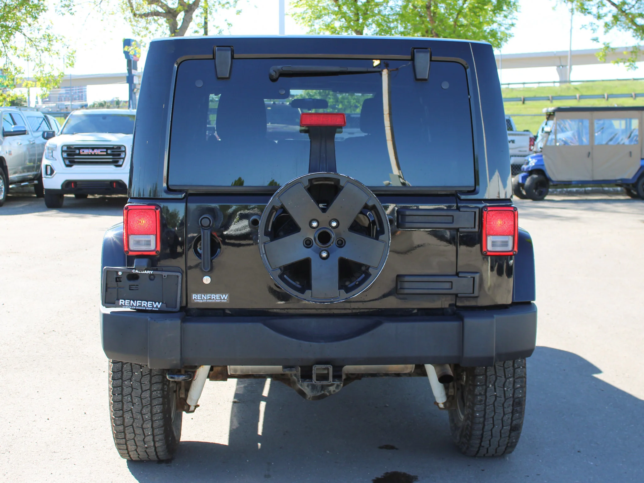 Used 2012 Black Jeep Sahara * Mechanic Special | V6 | Navigation | Heated Seats image 12