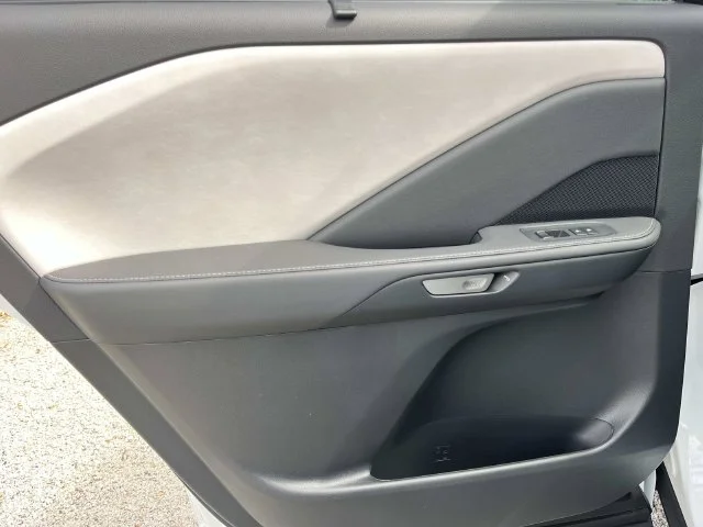 New 2026 Wind Chill Pearl Lexus PREMIUM AWD image 19