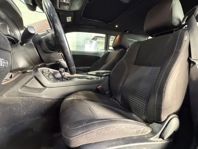 Used 2021 Blue Dodge SXT image 17