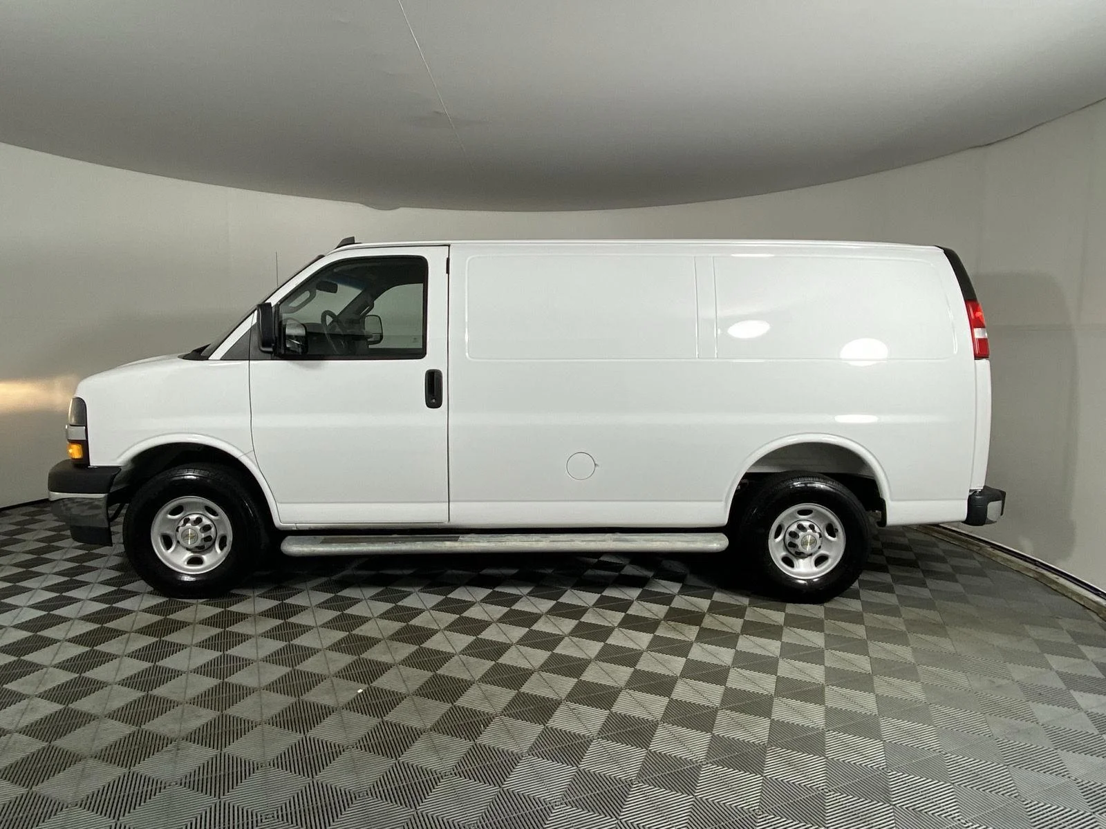 Used 2025 Summit White Chevrolet Cargo Van image 12