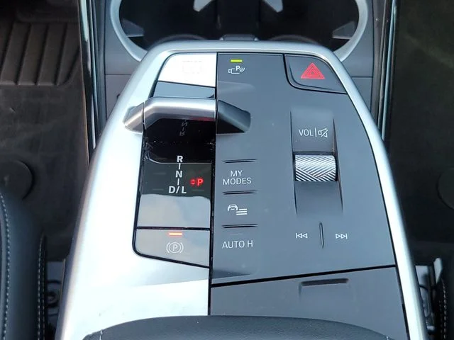 Certified Used 2024 Gray BMW xDrive28i image 25