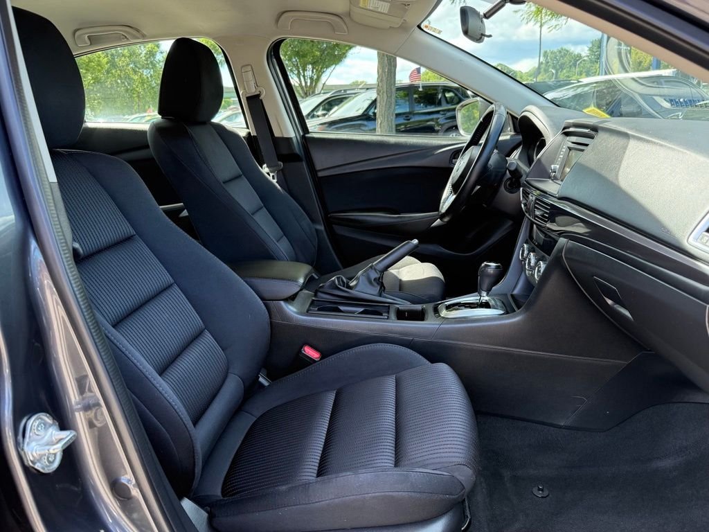 Used 2014 Gray Mazda i Sport image 29