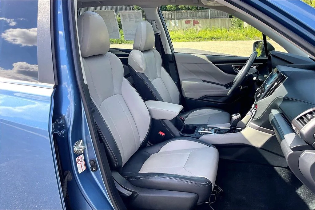 Used 2020 Blue Subaru Limited image 6