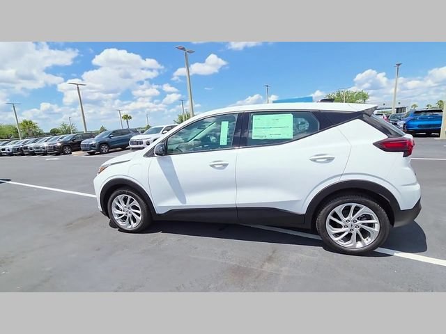 2027 Chevrolet Bolt LT - Photo 22