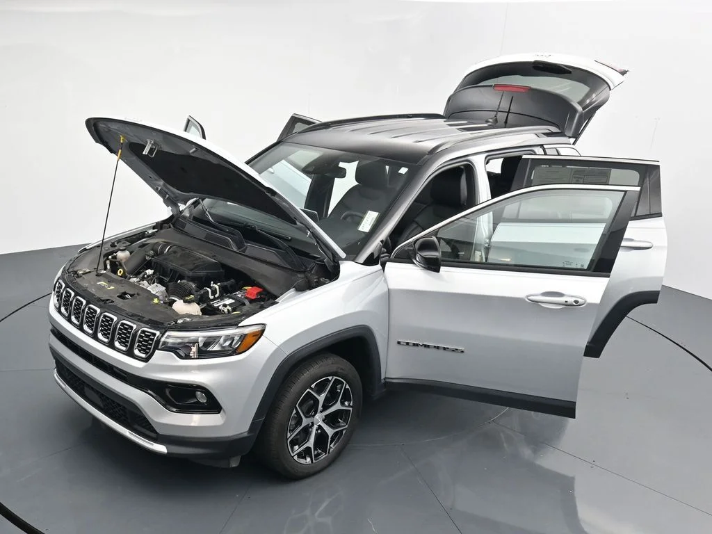 Used 2024 Silver Jeep Limited image 41