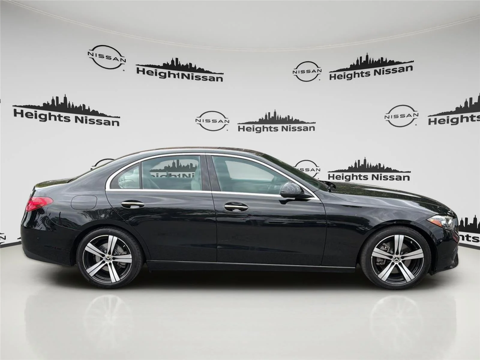 Used 2025 BLACK Mercedes-Benz C 300 image 5