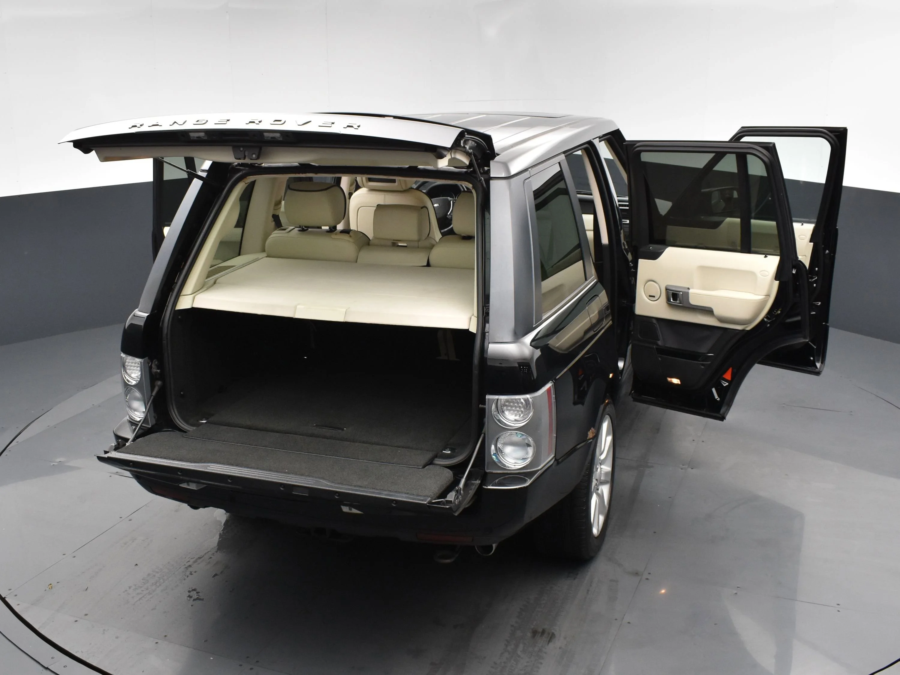 Used 2006 Java Black Land Rover SC image 28