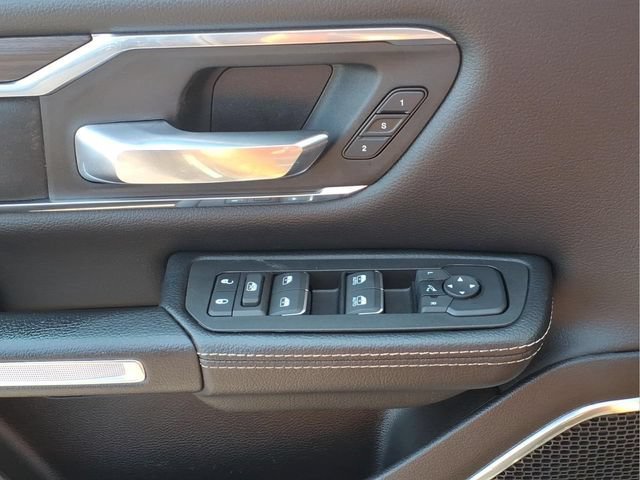 Used 2025  Ram Laramie image 16