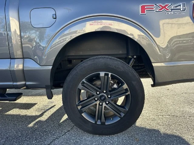 Used 2021 Gray Ford XLT image 10