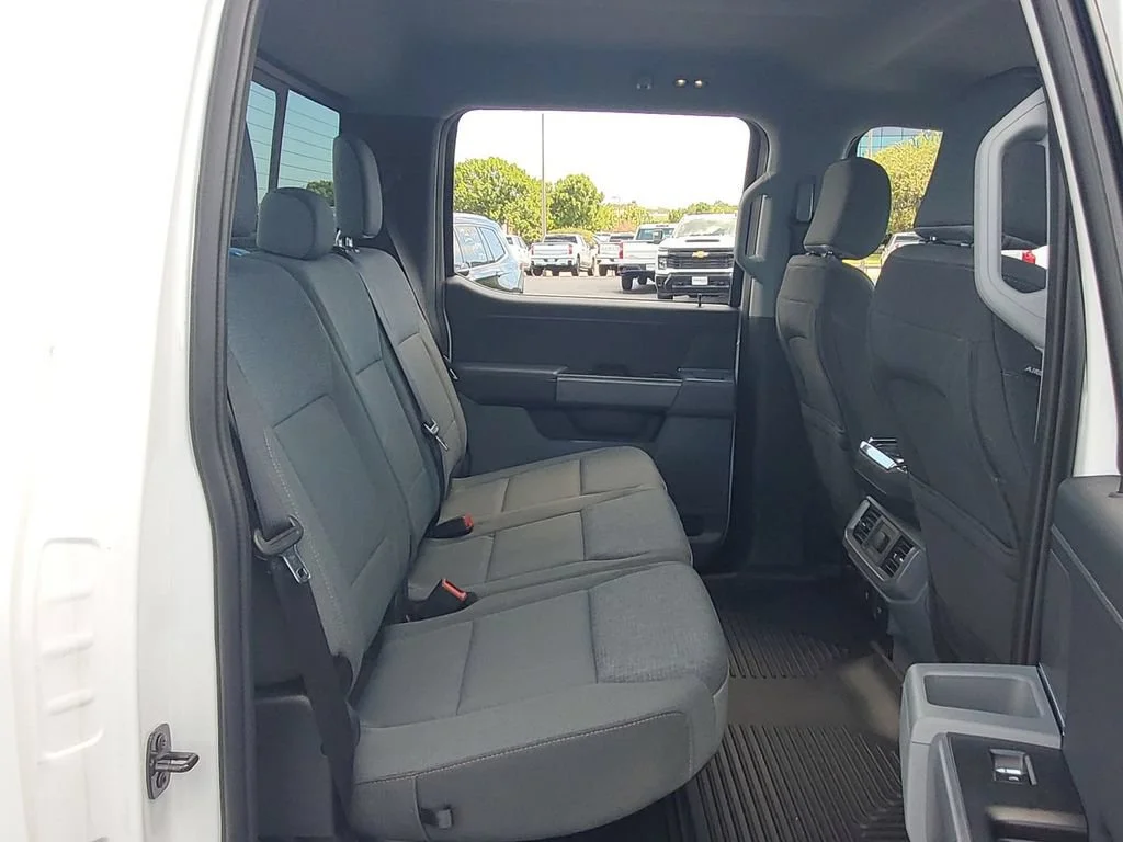 Used 2024 White Ford XLT image 33