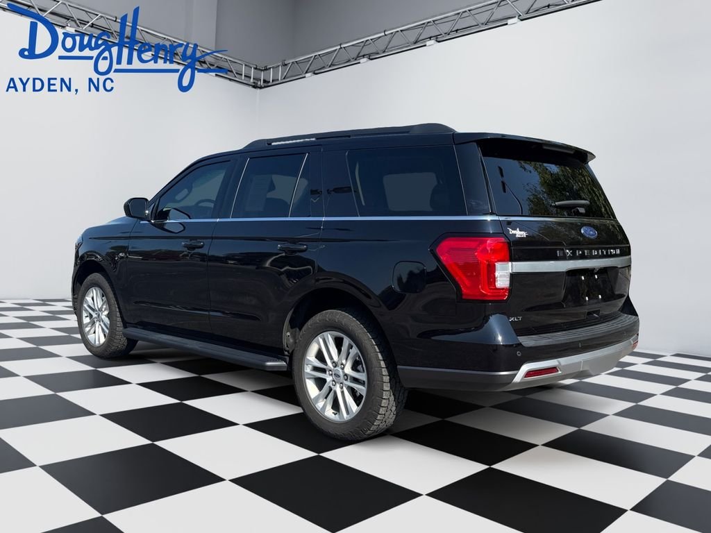 Used 2024 Black Ford XLT image 3