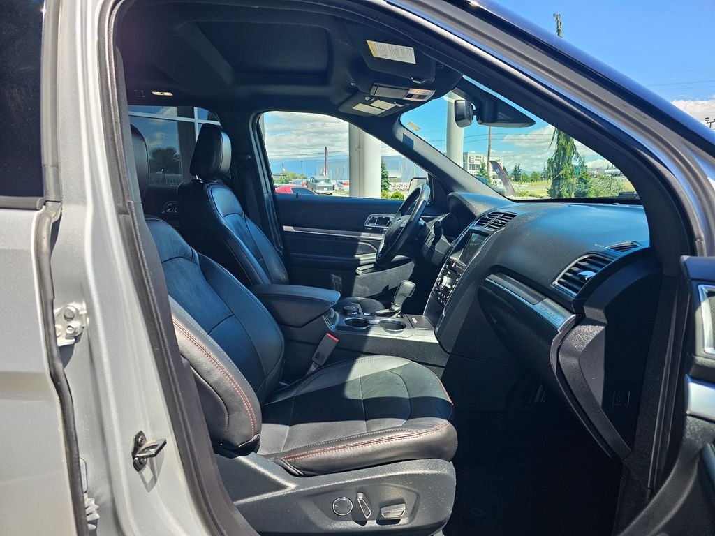 Used 2018 Silver Ford Sport image 8