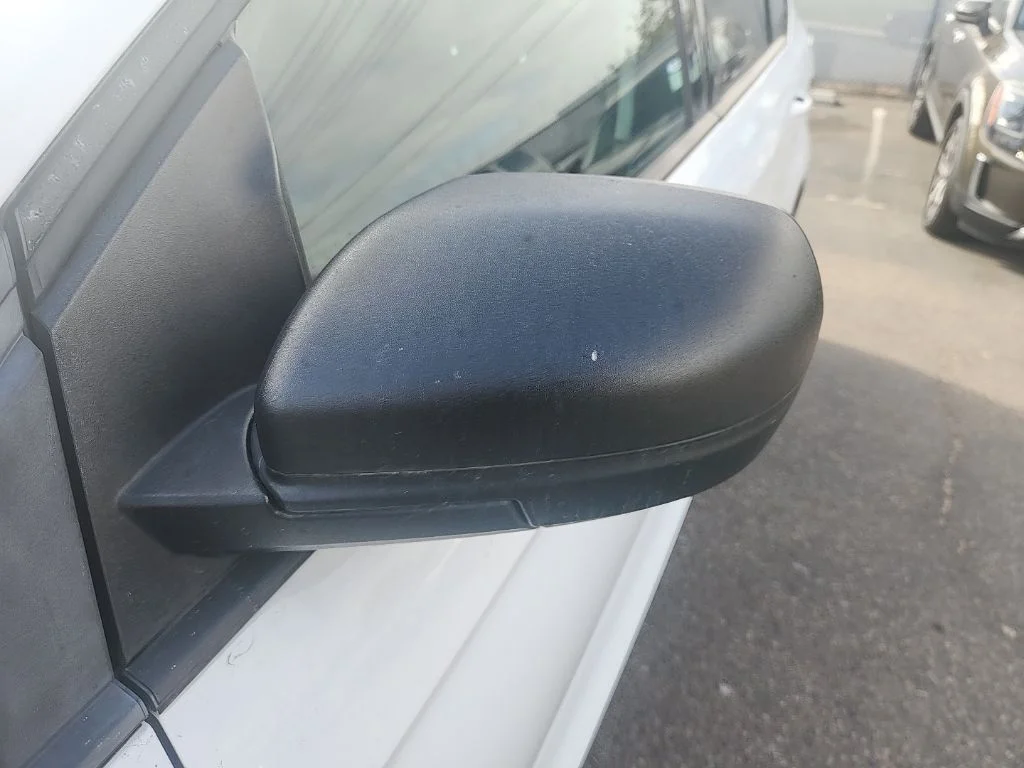 Used 2015 White Ford SE image 7