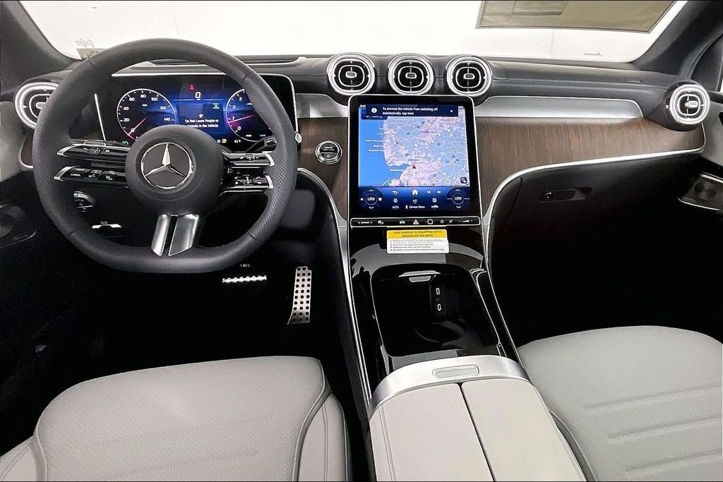 New 2026 Obsidian Black Metallic Mercedes-Benz GLC 300 image 5
