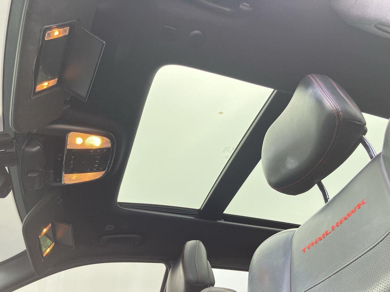 Used 2020 Gray (Sting-Gray Clearcoat) Jeep Trailhawk image 22