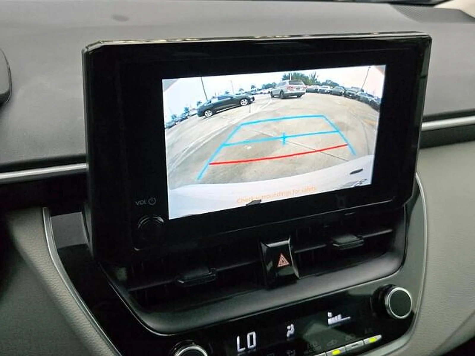 Used 2024  Toyota LE image 19