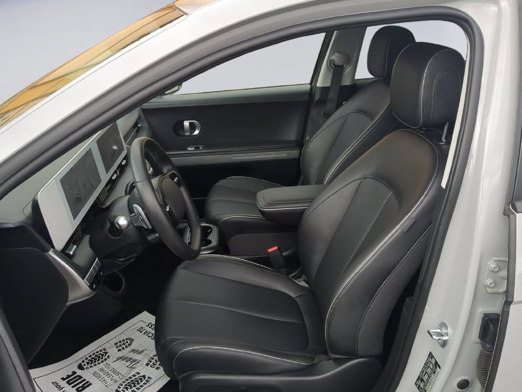Used 2023 Gray Hyundai SEL image 12