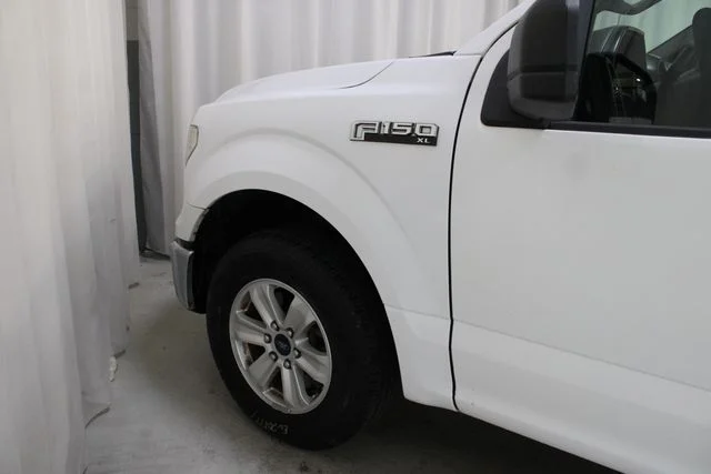 Used 2016 White Ford XL image 30
