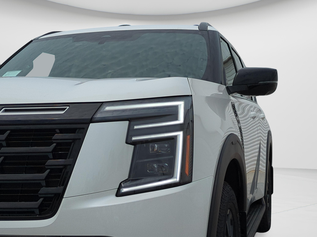 New 2026 Aspen White TriCoat Nissan PRO-4X® image 28