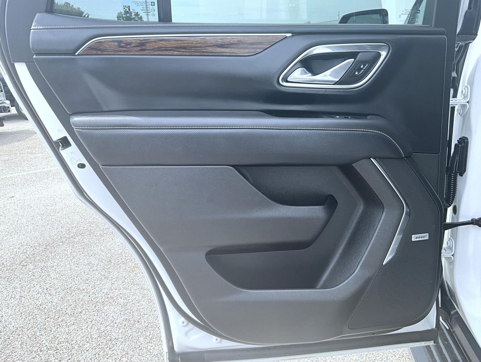 Used 2023 White Chevrolet Premier image 24