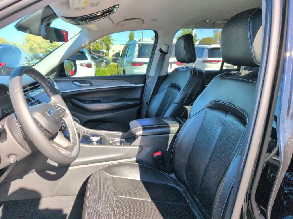Certified Used 2023 Diamond Black Jeep Limited image 19