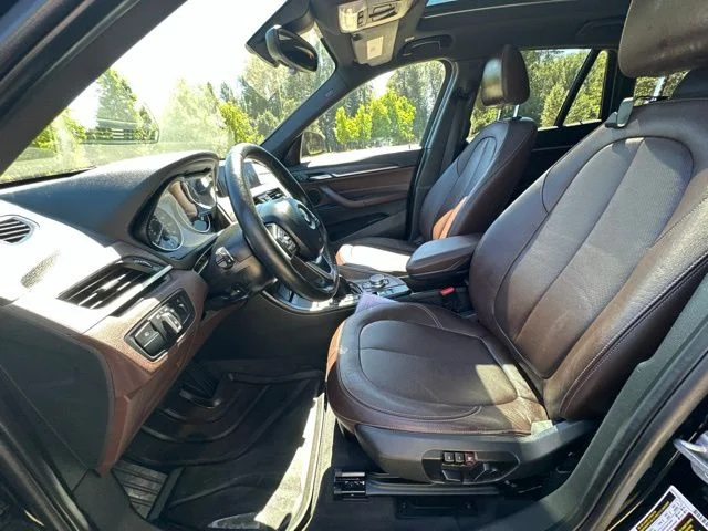 2017 BMW X1 28i - Photo 12
