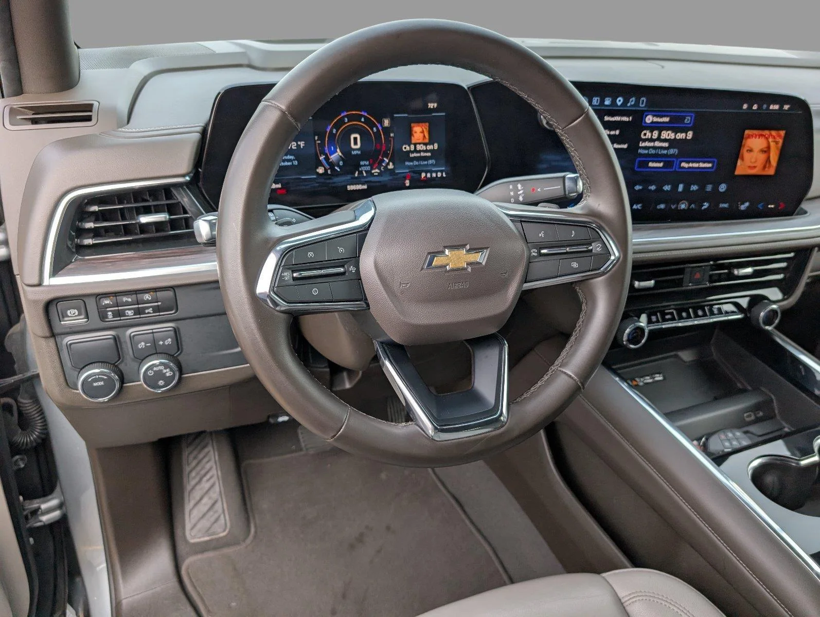 Used 2025 Sterling Gray Metallic Chevrolet LT image 4
