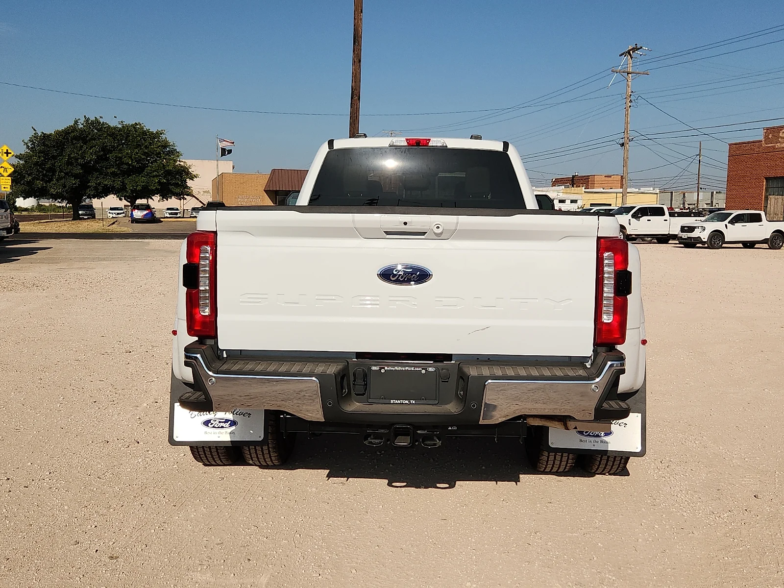 New 2026 Oxford White Ford Lariat image 6
