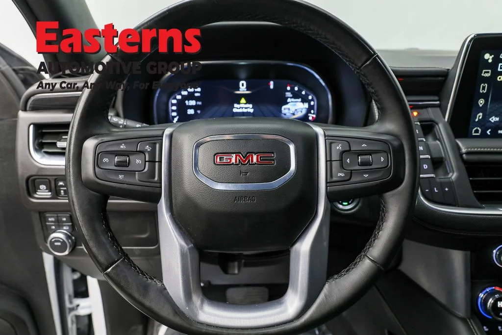 Used 2024 White GMC SLT image 10