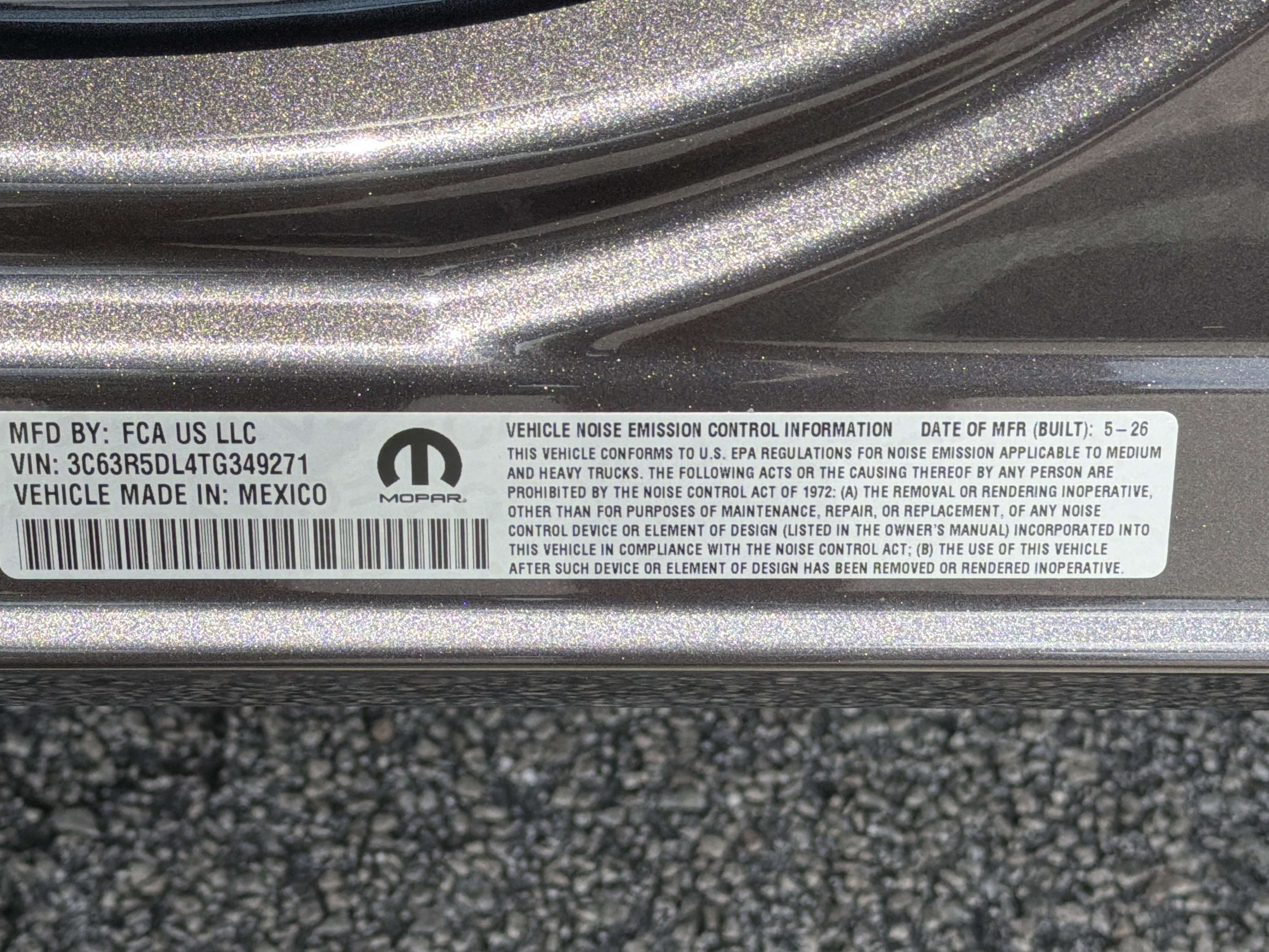 New 2026 Granite Crystal Metallic Clear-Coat Exterior Paint RAM Big Horn image 35