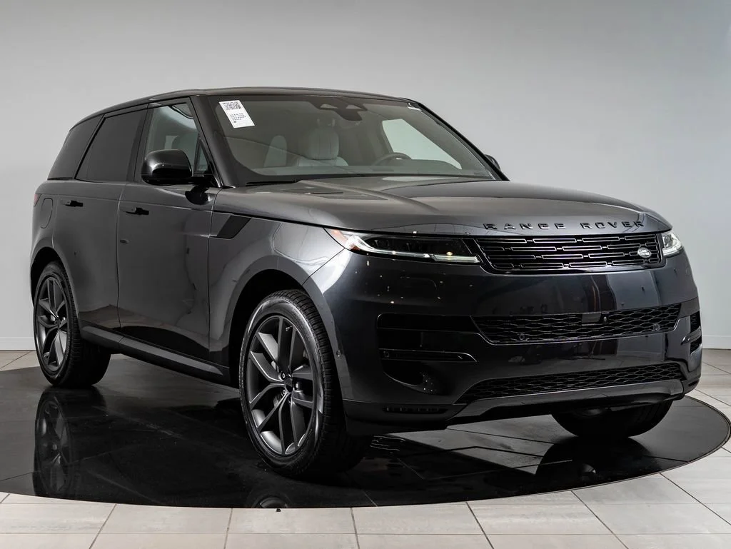 New 2026 Carpathian Grey Land Rover SE image 12
