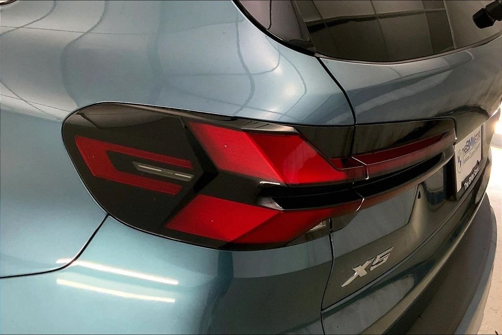 2026 BMW X5 50e - Photo 28