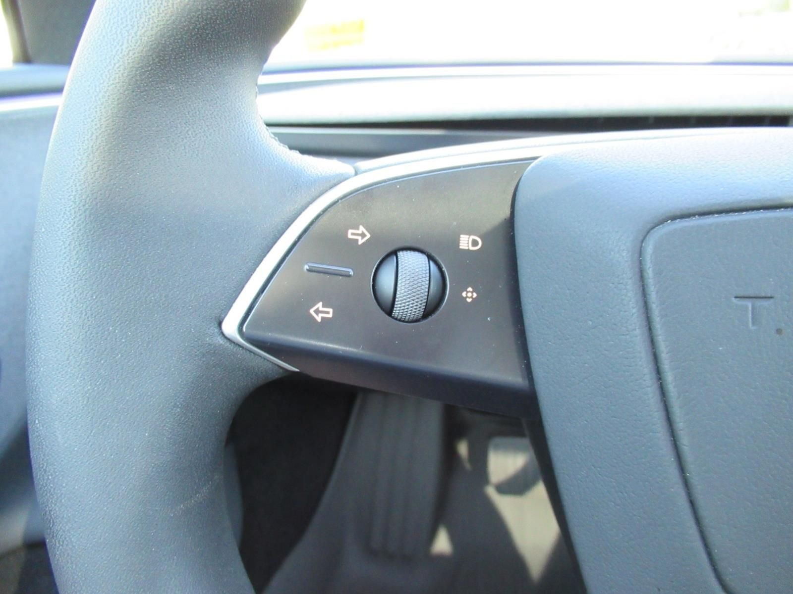 Used 2025 Blue Tesla Standard image 24