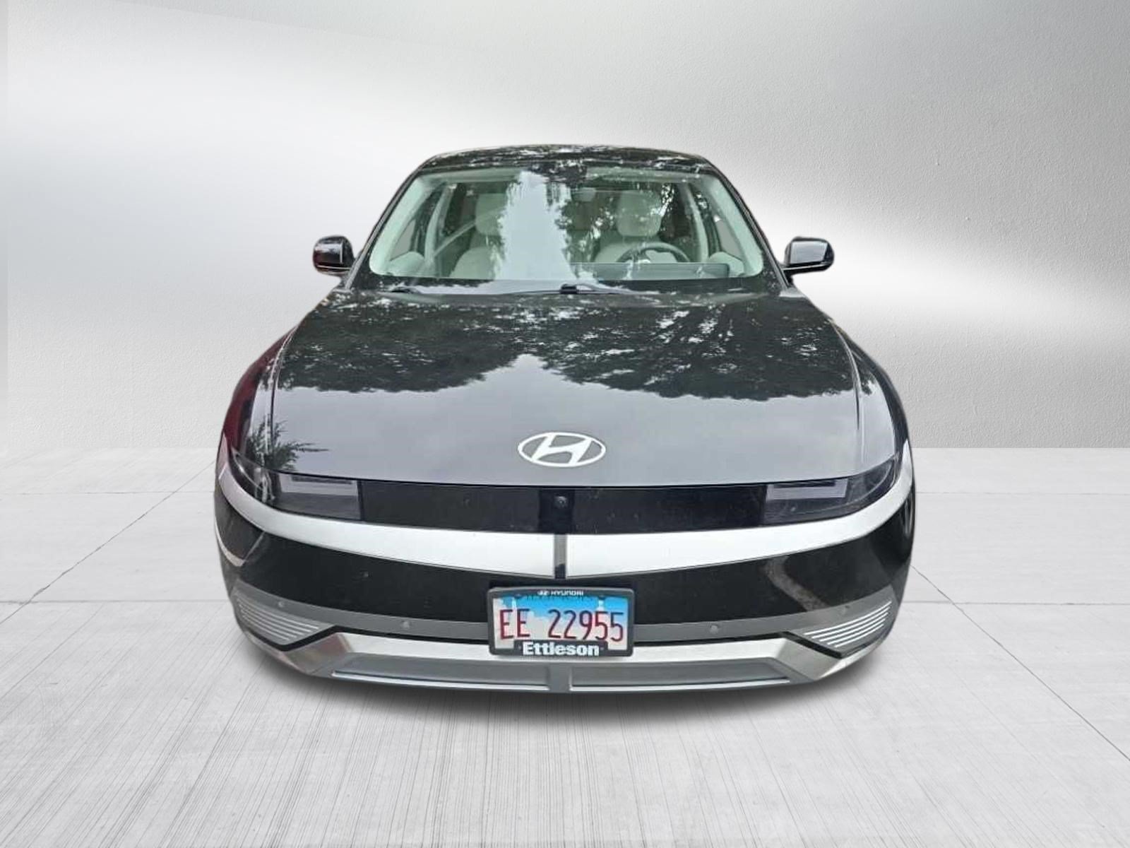 Used 2023 Hyundai IONIQ 5 Limited with VIN KM8KRDAF2PU199950 for sale in Burnsville, MN