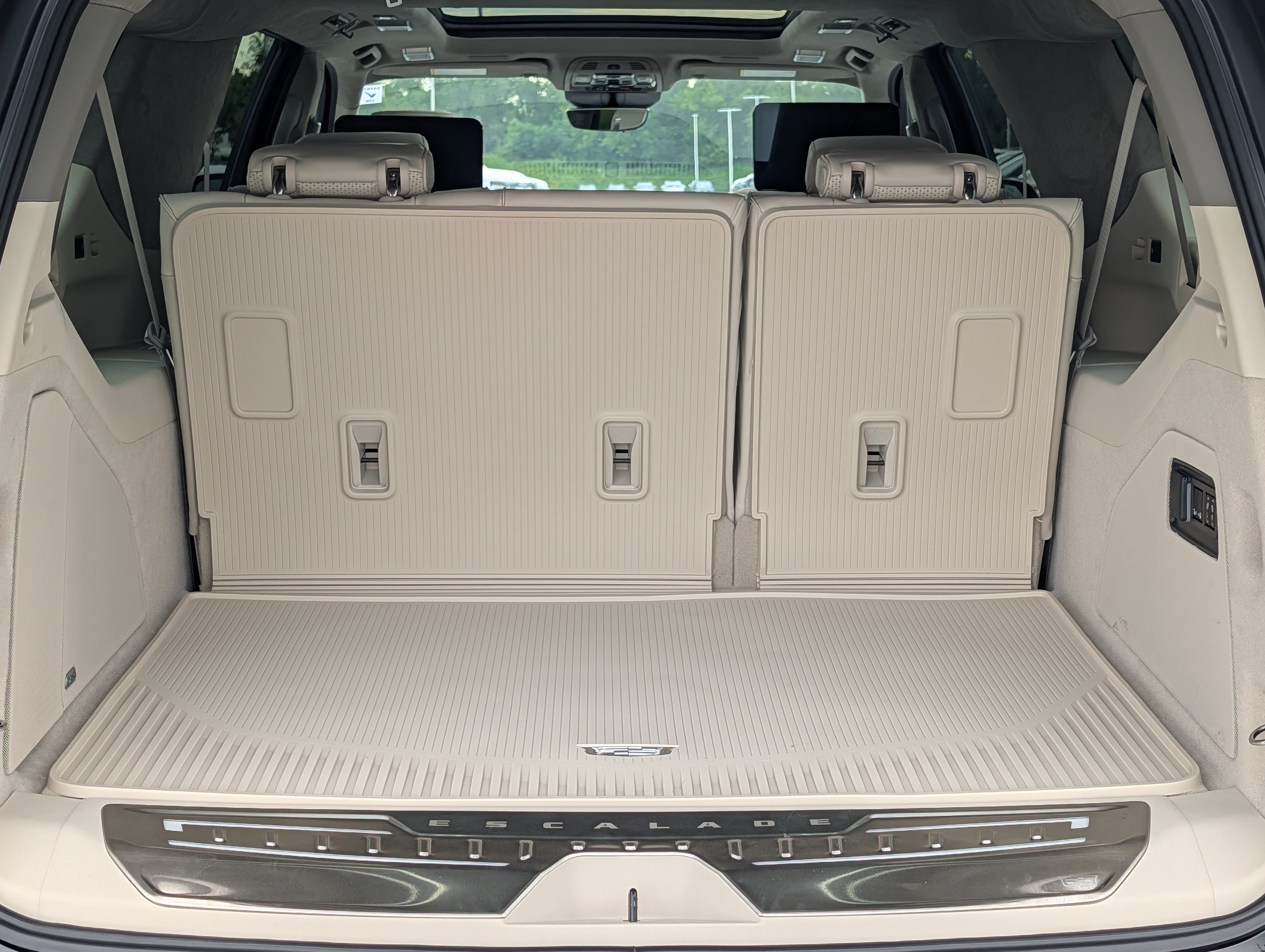 2026 Cadillac Escalade ESV Platinum Luxury - Photo 10